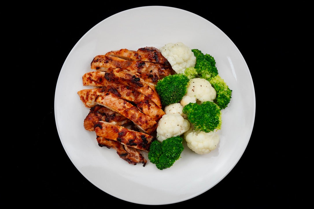 Tom Yum Thigh x Broccoli &amp; Cauliflower - Nutrify Basics